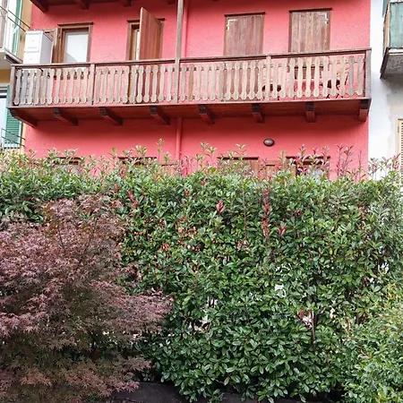 123 La Casa Nel Bosco 아파트